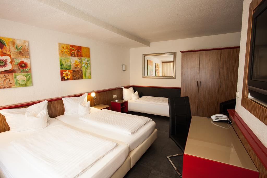 Triple Room,112253538:JPEG